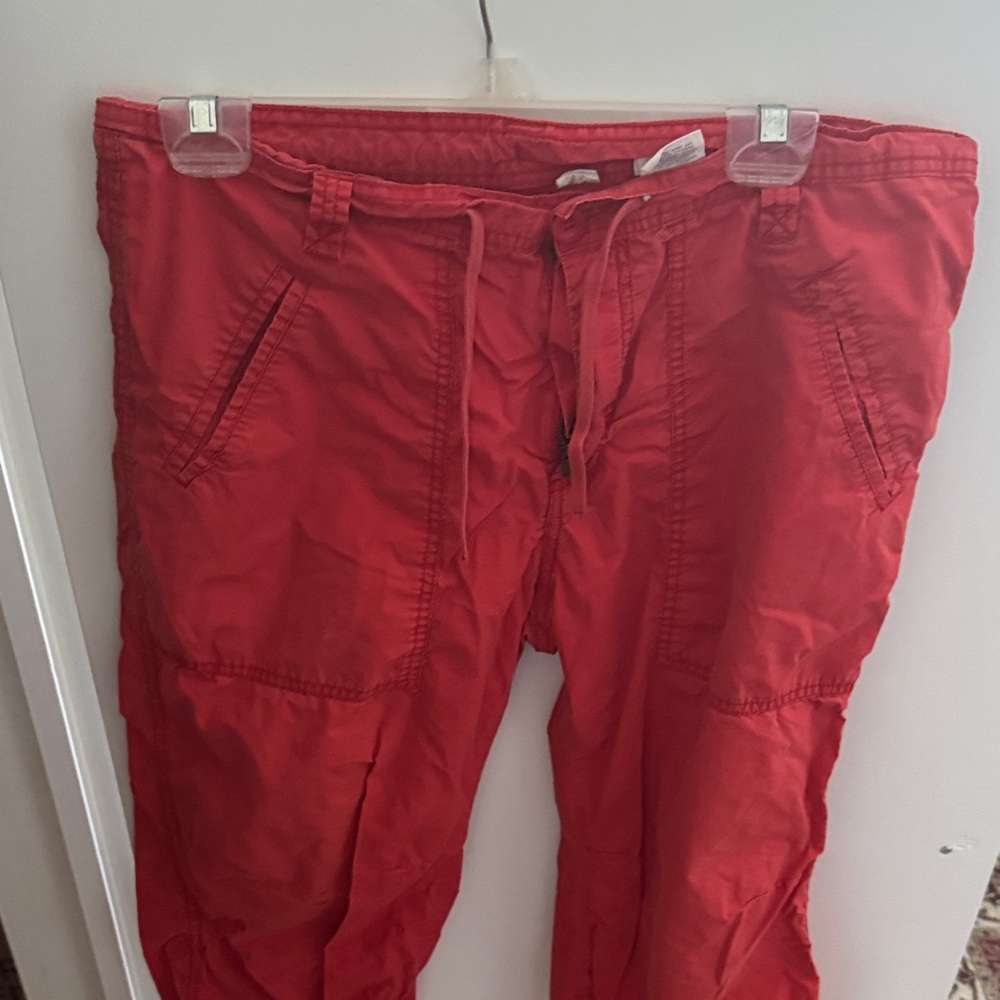 H&M Red Capris
